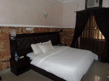 Dilic Hotel Mobushipe Extérieur photo